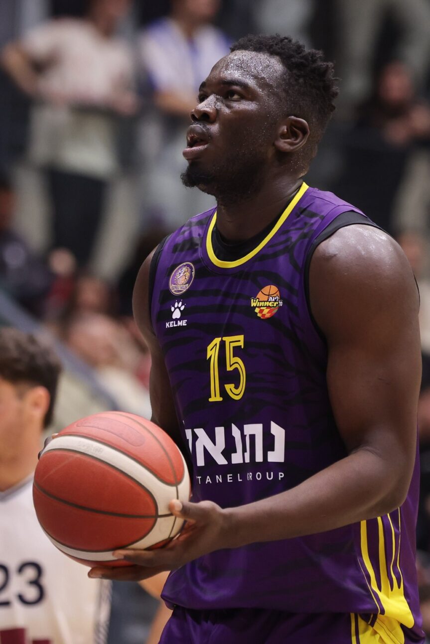 השאירו אדאמה חרוכה